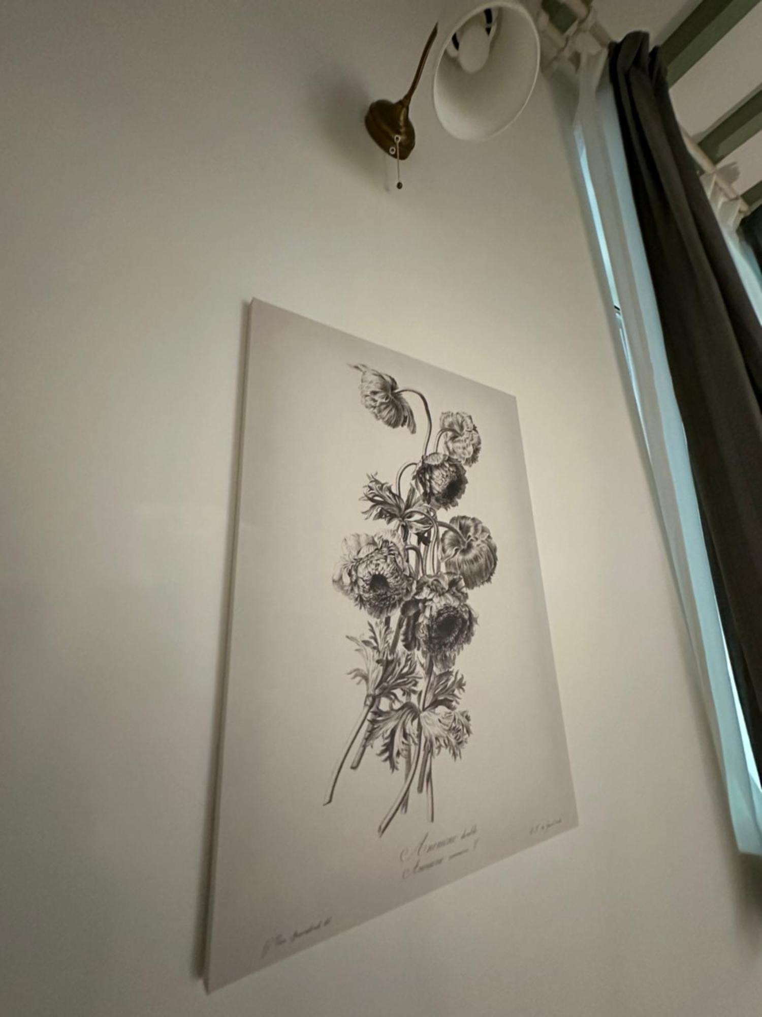 Flowers, A Cozy Suite In Mediolan Zewnętrze zdjęcie